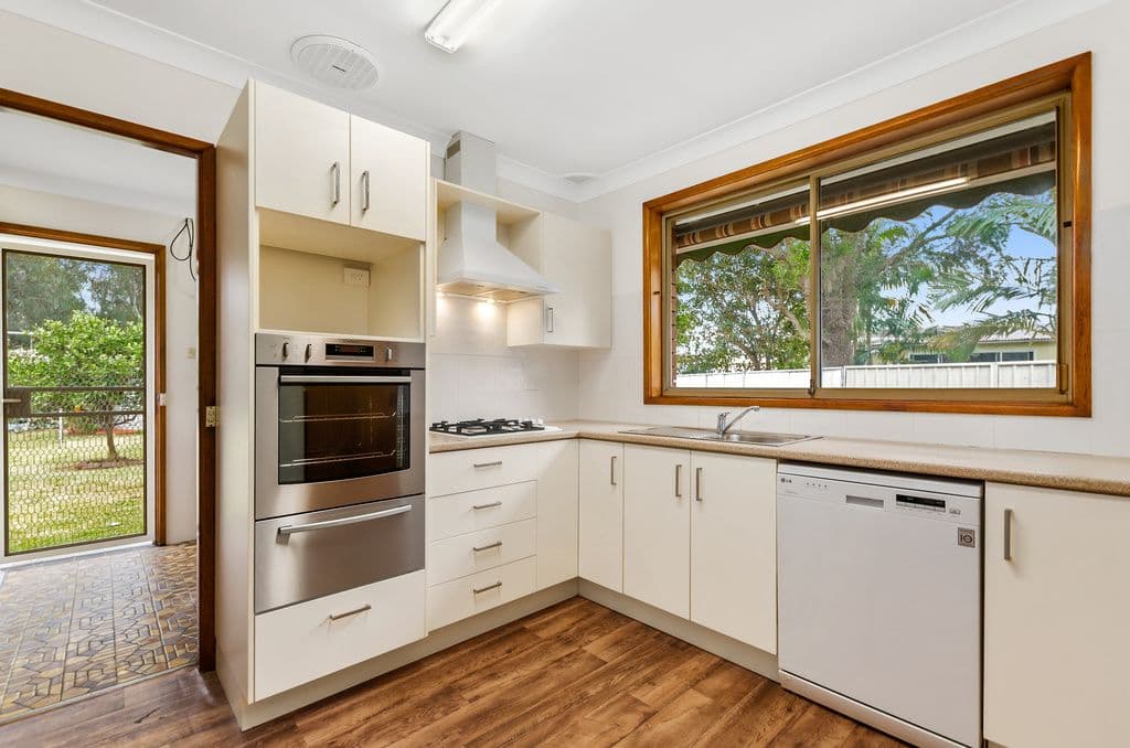 4 Oaks Avenue, Kanahooka - Thumbnail 6