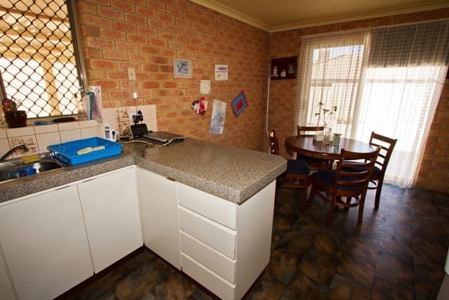 21 Solomon Circle, KARLOO WA 6530, Karloo - Thumbnail 3