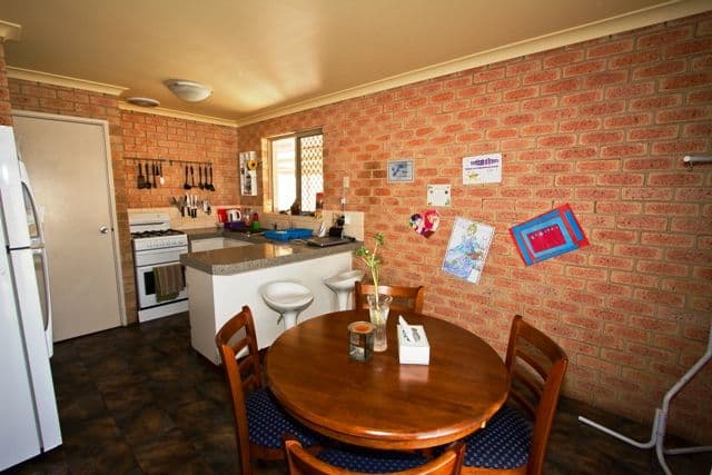 21 Solomon Circle, KARLOO WA 6530, Karloo - Thumbnail 4