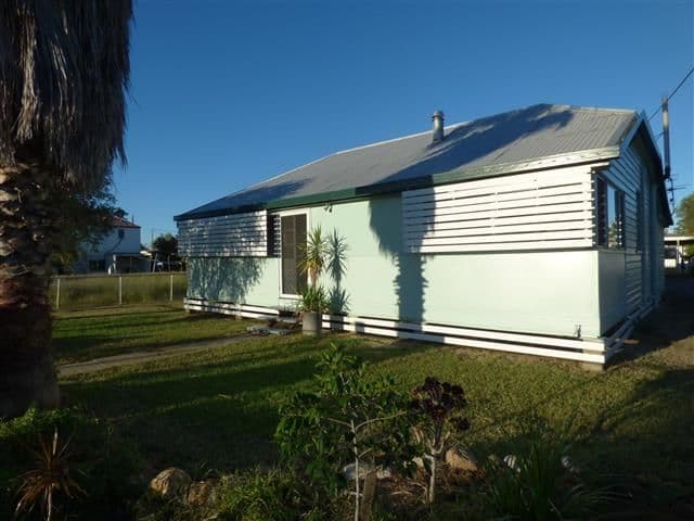 122 Arthur Street, Roma QLD 4455, Roma - Image 1