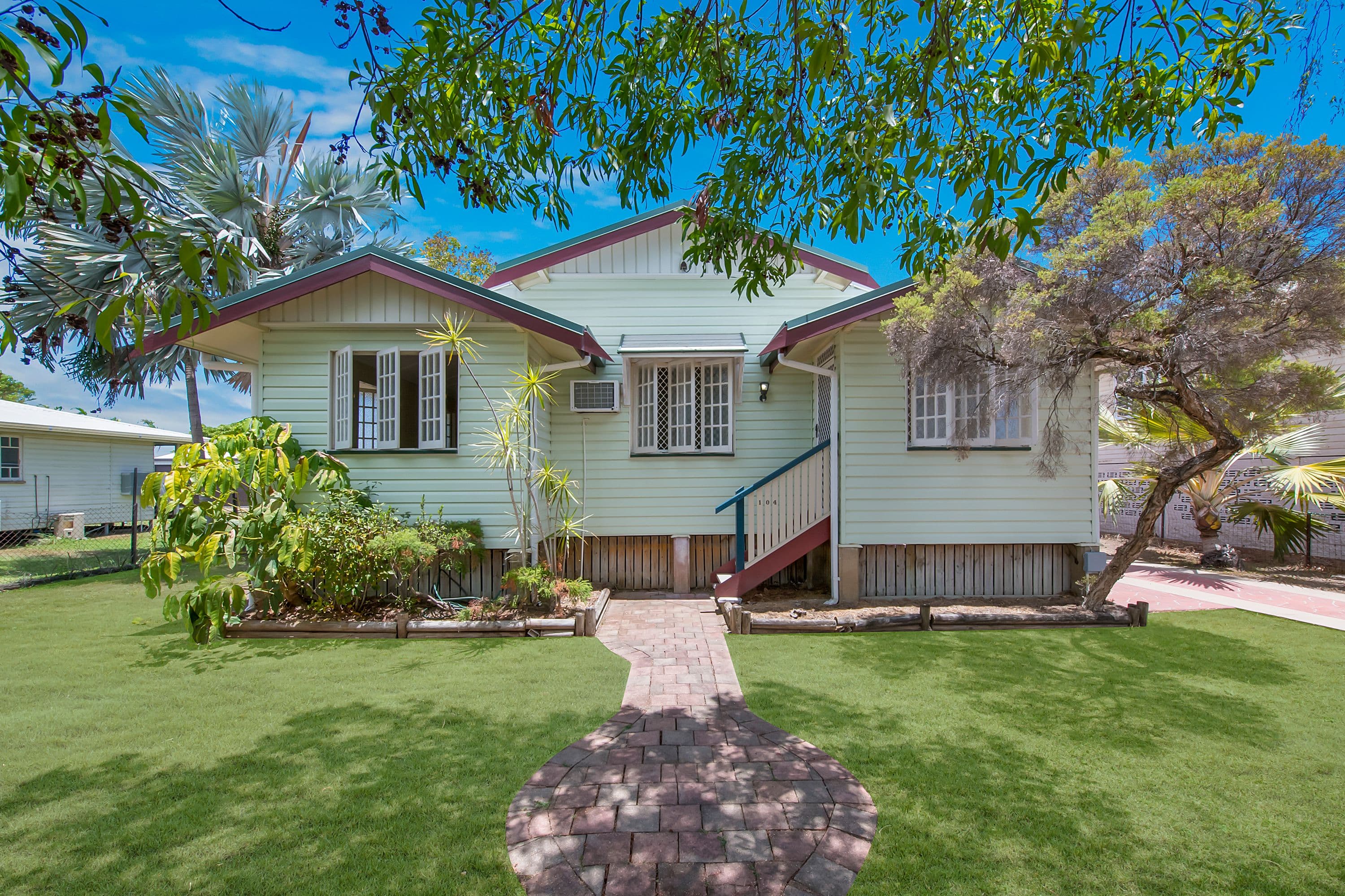 104 Corcoran Street, Currajong QLD 4812, Currajong - Image 1