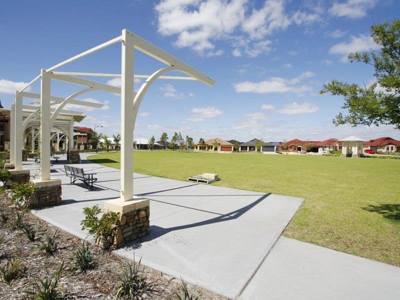 15 Amethyst Parkway, AVELEY WA 6069, Aveley - Thumbnail 4