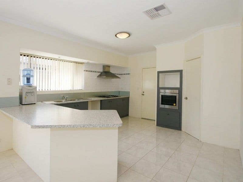 15 Amethyst Parkway, AVELEY WA 6069, Aveley - Thumbnail 8