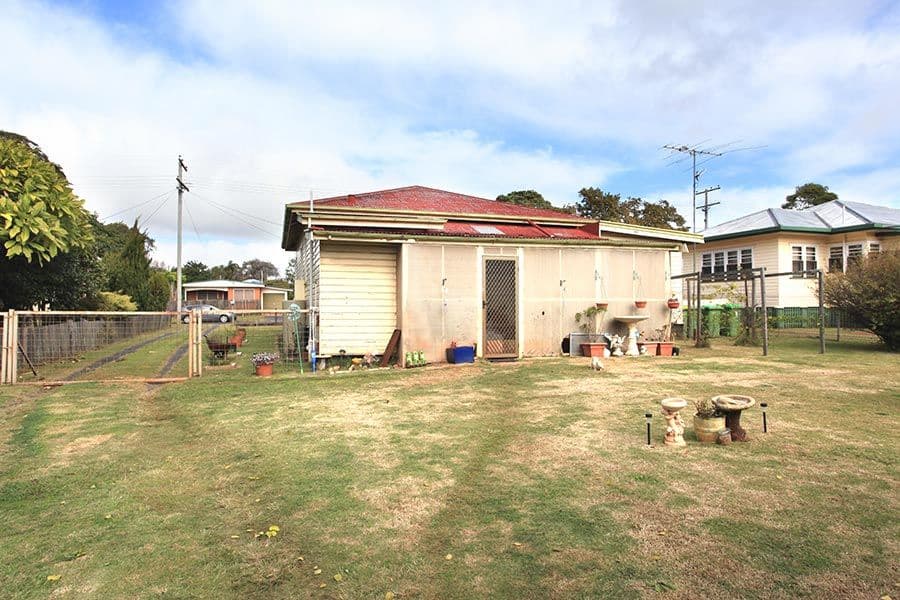 15 Warwick Street, HARRISTOWN QLD 4350, Harristown - Thumbnail 6