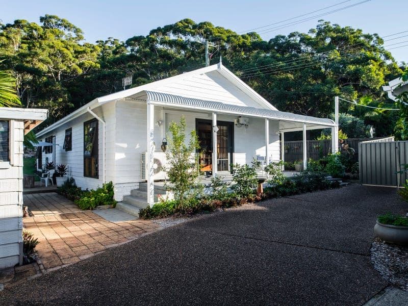 1 Sylvia Street, Shoal Bay NSW 2315, Shoal Bay - Thumbnail 2