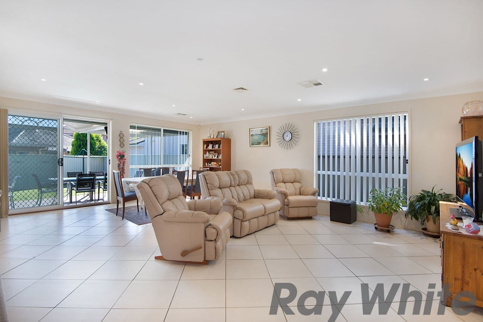 37 Tamarind Drive, Acacia Gardens - Thumbnail 3