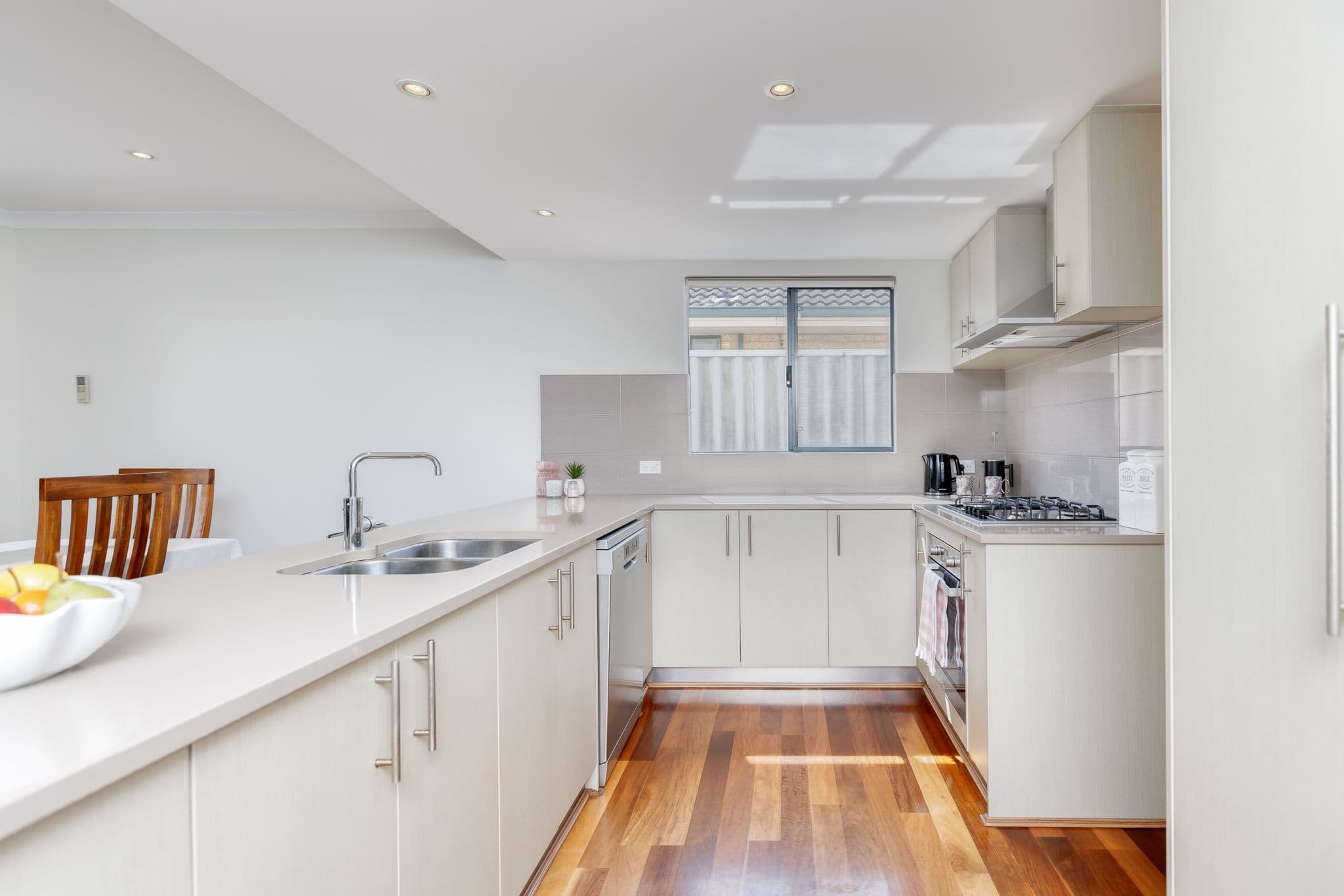 384 Belgravia Street, Cloverdale WA 6105, Cloverdale - Thumbnail 5
