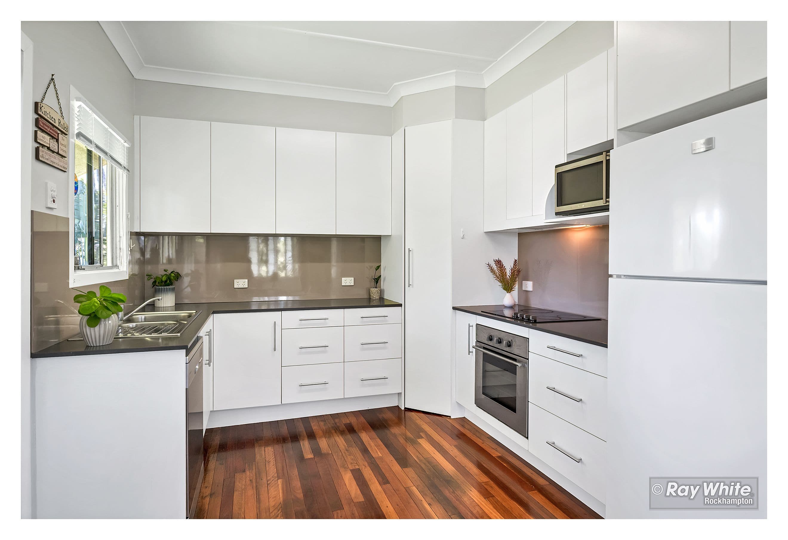 7 Bean Street, Park Avenue QLD 4701, Park Avenue - Thumbnail 2
