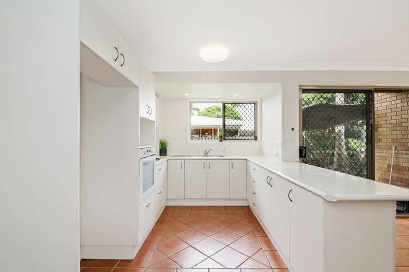 10 Cosmos Street, GLENROY VIC 3046, Glenroy - Thumbnail 2