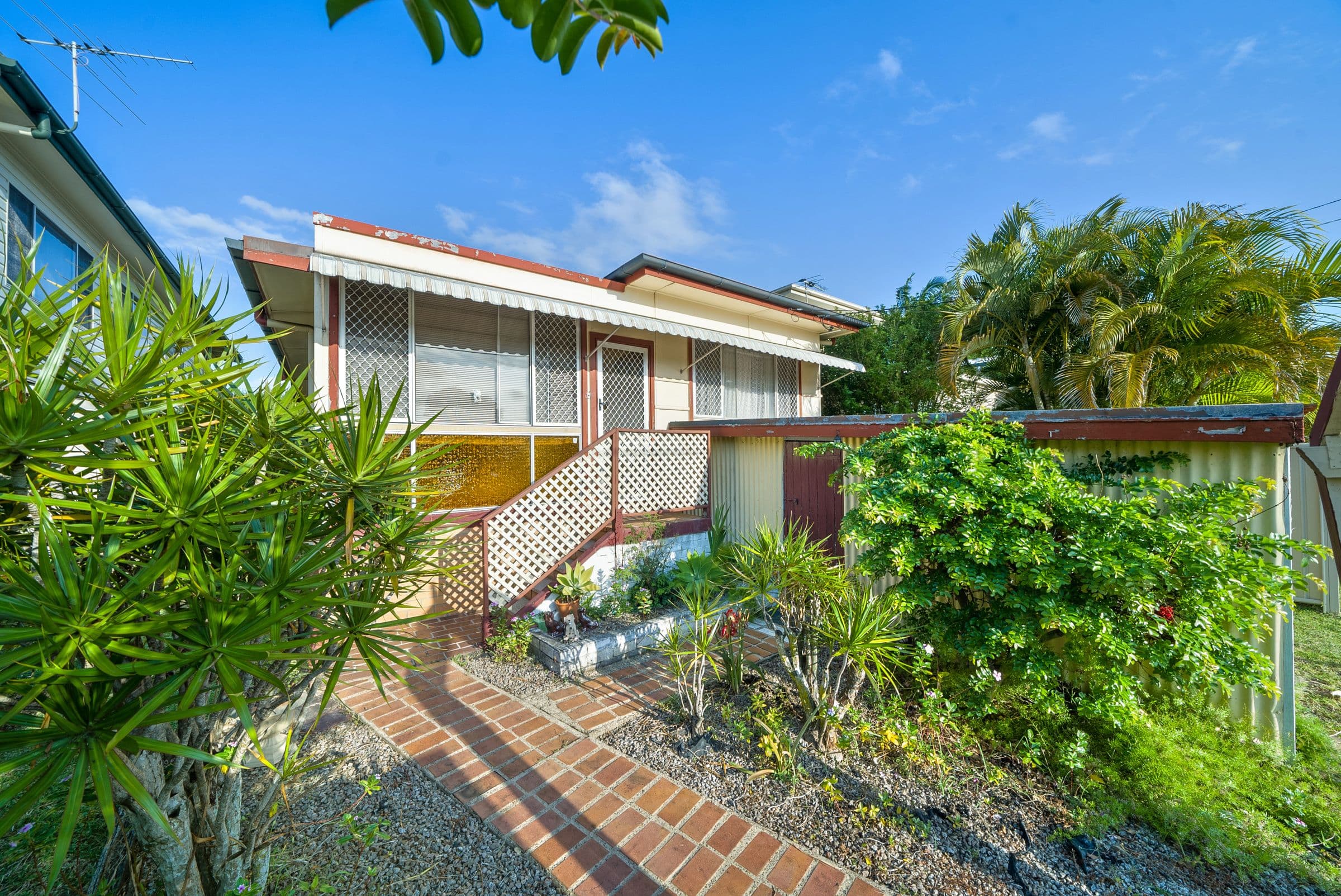 182 Scarborough Road, Scarborough QLD 4020, Scarborough - Thumbnail 3