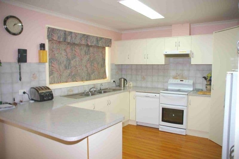 51 Twentysixth Street, RENMARK SA 5341, Renmark South - Thumbnail 2