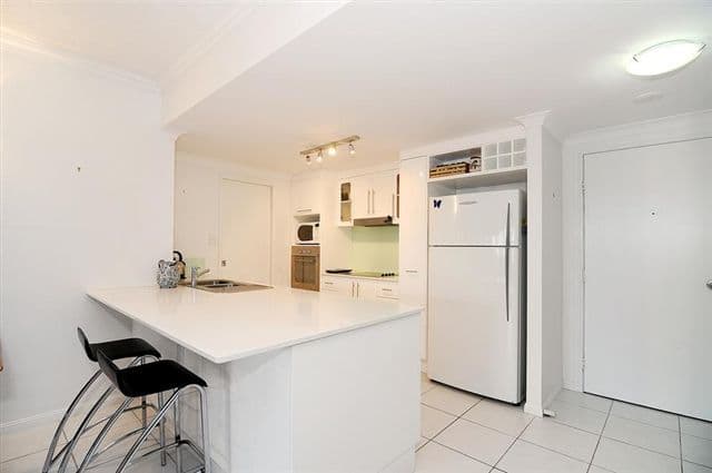 23 McLeod Street, Cairns City QLD 4870, Cairns City - Thumbnail 4