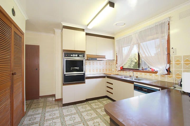 3 Cedar Close, Chadstone VIC 3148, Chadstone - Thumbnail 2