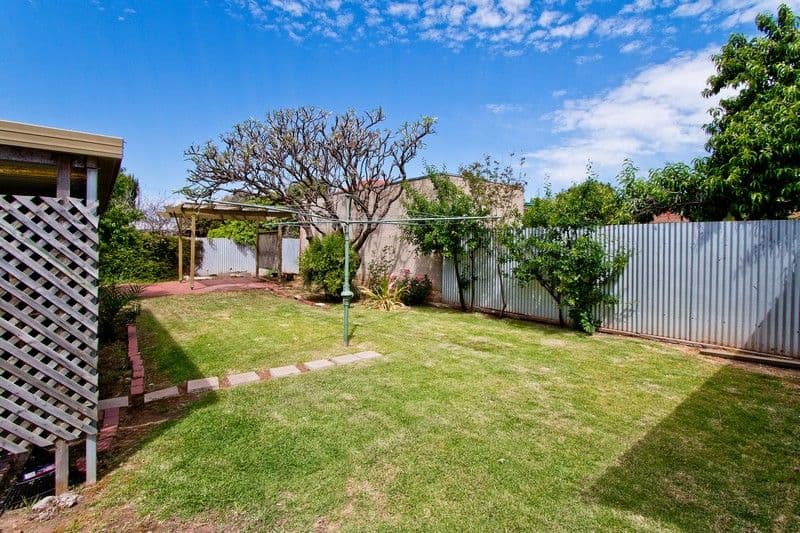9 Watson Street, BEVERLEY SA 5009, Beverley - Thumbnail 3