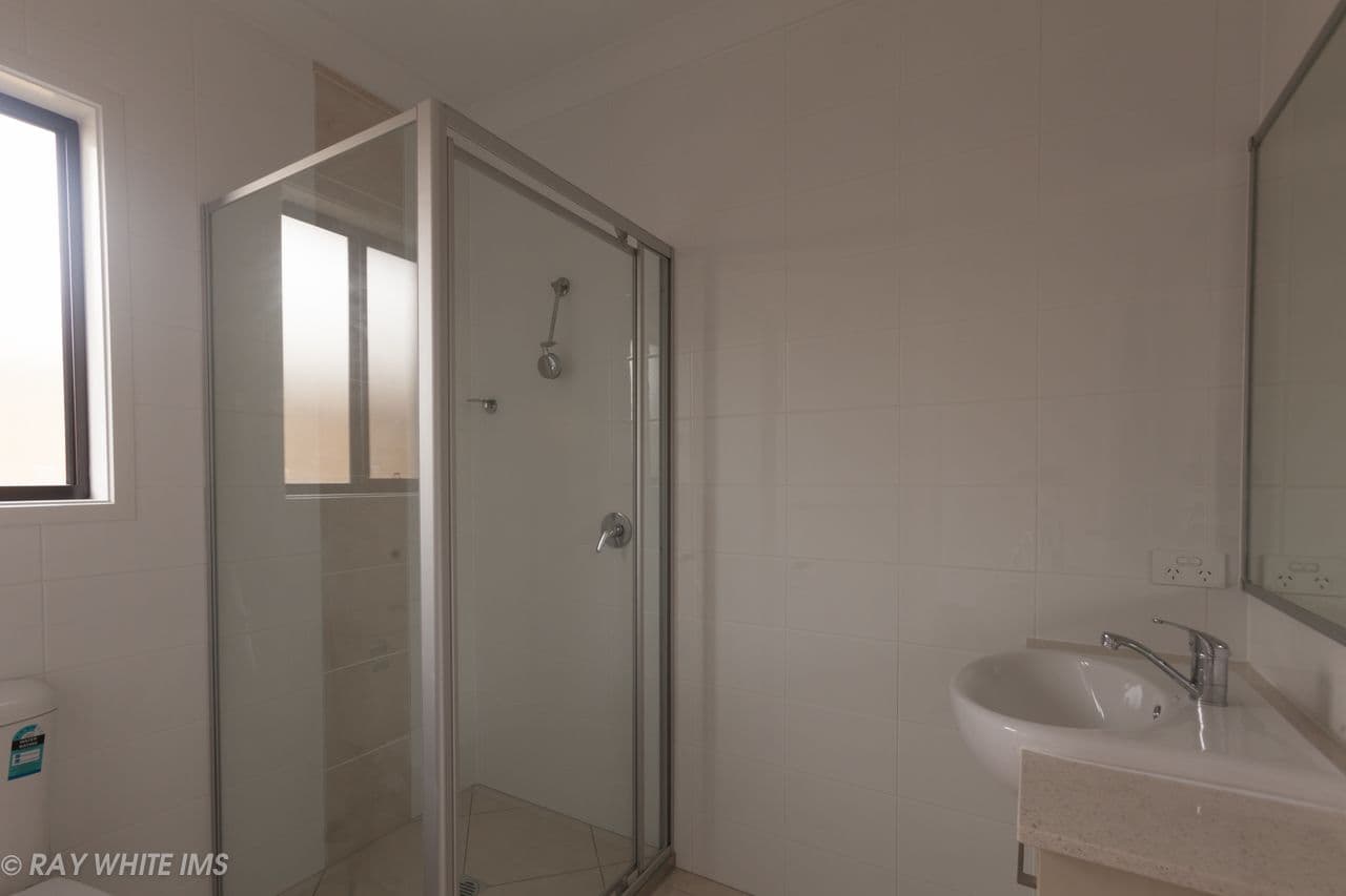 56 Synergy Drive, Coomera QLD 4209, Coomera - Thumbnail 8