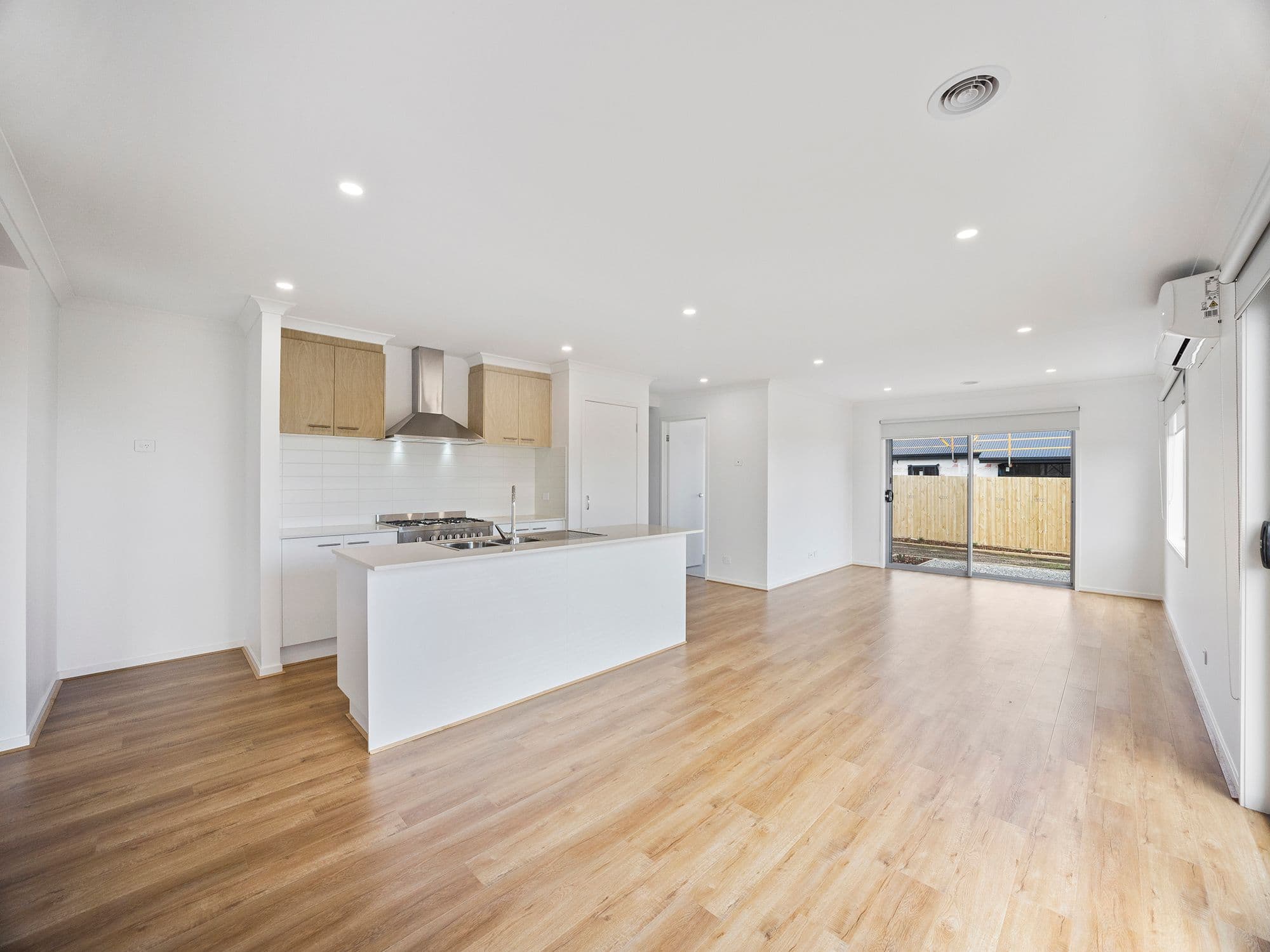10 Fault Crescent, Wonthaggi VIC 3995, North Wonthaggi - Thumbnail 2
