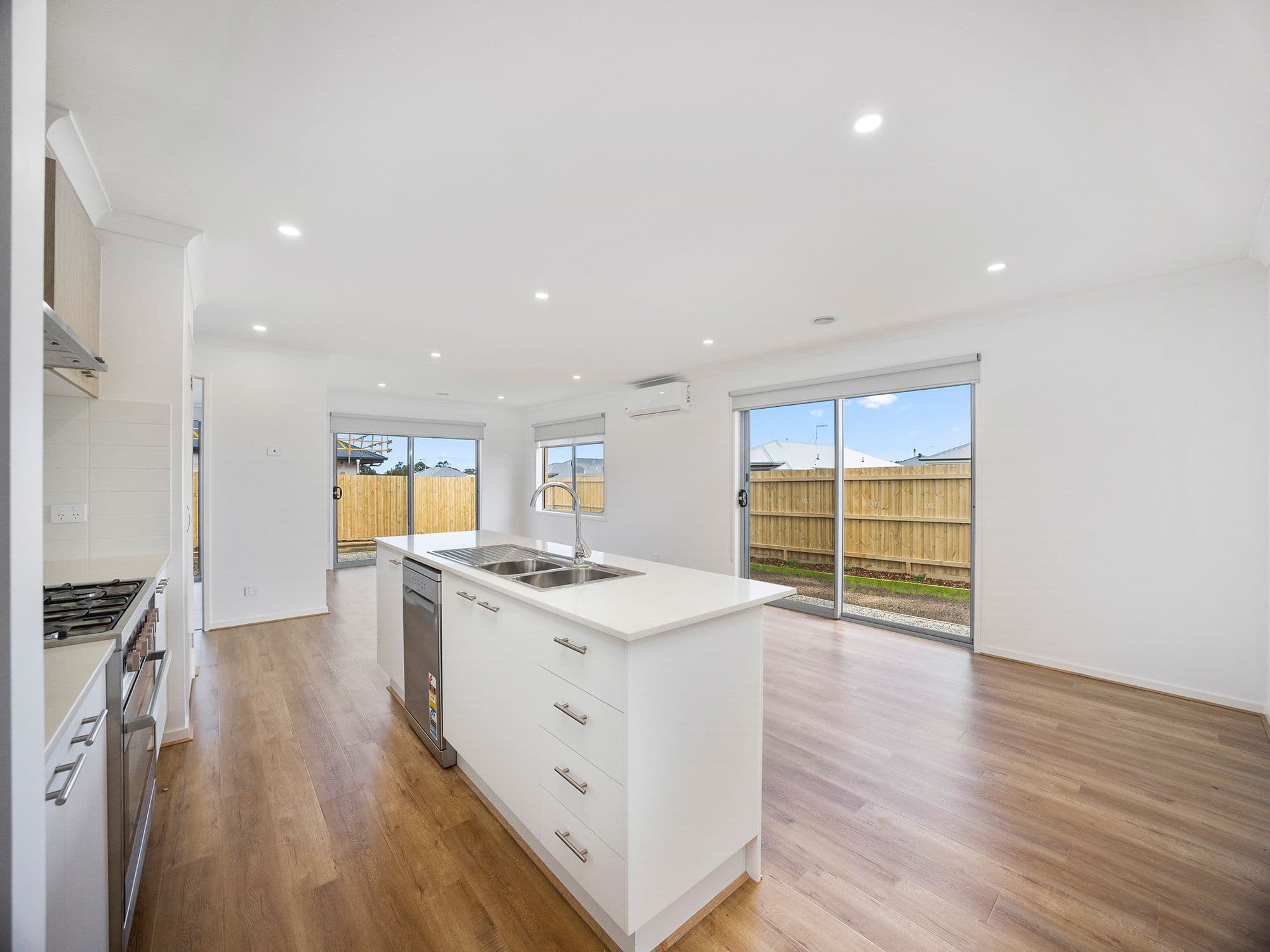 10 Fault Crescent, Wonthaggi VIC 3995, North Wonthaggi - Thumbnail 3