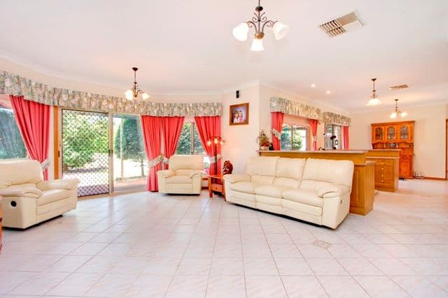 12 Coombs Court, LEWISTON SA 5501, Lewiston - Thumbnail 4