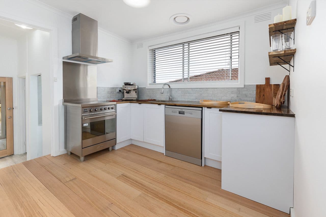 90 Ocean Street, Rosebud VIC 3939, Rosebud - Thumbnail 2