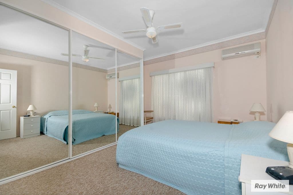 15 Burrell Crescent, DAPTO NSW 2530, Dapto - Thumbnail 2