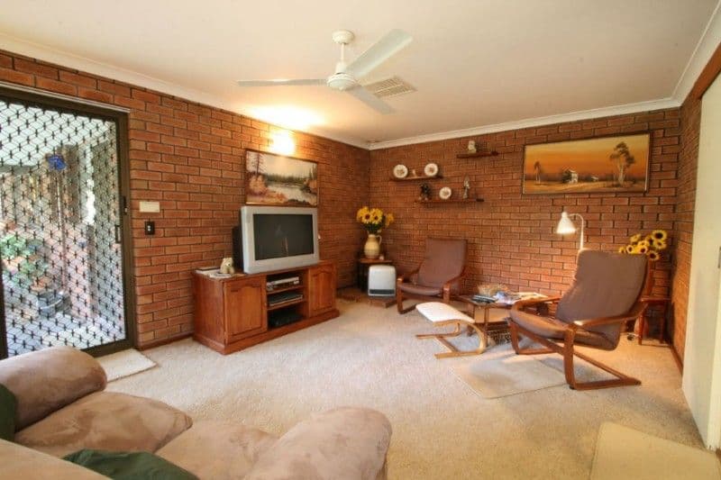 26 Aralia Way, FORRESTFIELD WA 6058, Forrestfield - Thumbnail 3