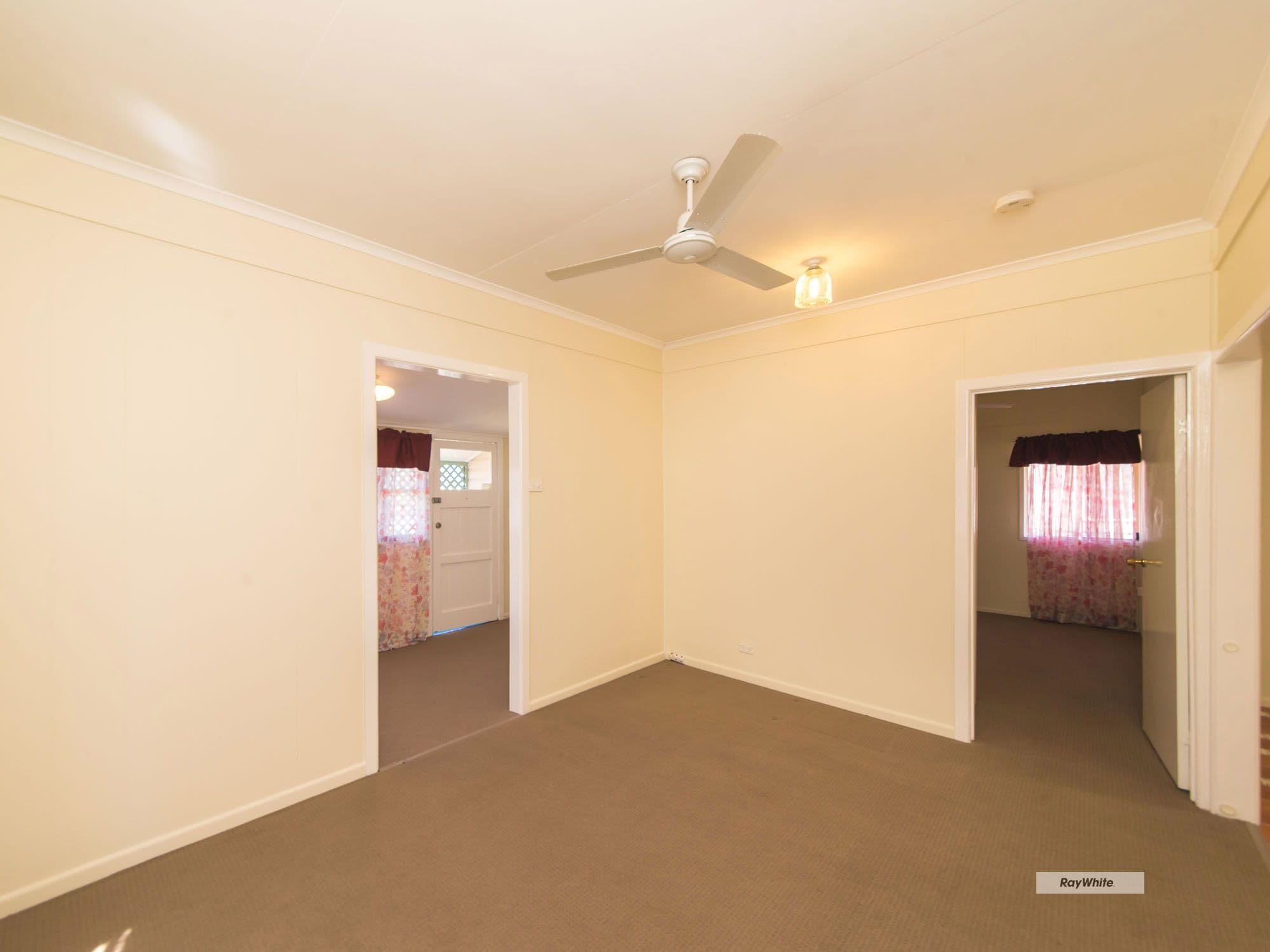 12 Goodson Street, West Rockhampton QLD 4700, West Rockhampton - Thumbnail 3