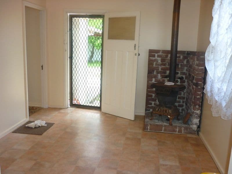 45 Mackenzie Avenue, WOY WOY NSW 2256, Woy Woy - Thumbnail 7