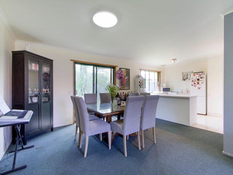 18 Moorhead Avenue, MORNINGTON VIC 3931, Mornington - Thumbnail 4