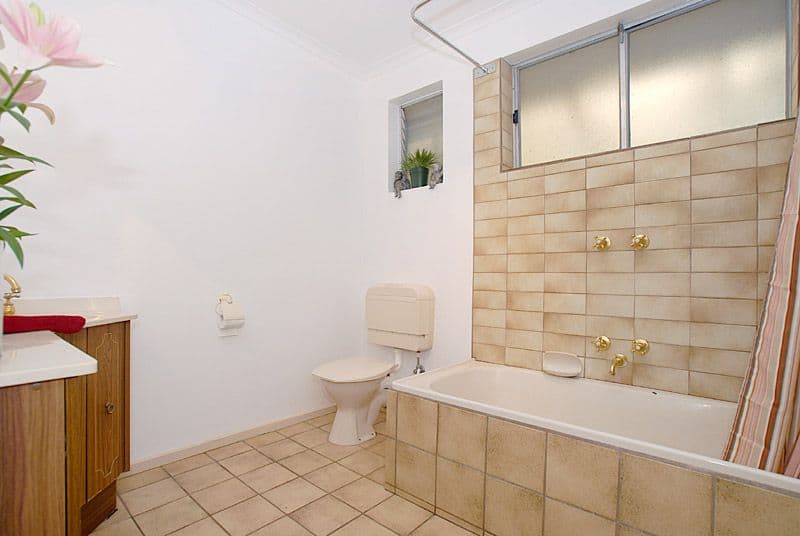 20 Bates Avenue, UPPER FERNTREE GULLY VIC 3156, Upper Ferntree Gully - Thumbnail 4