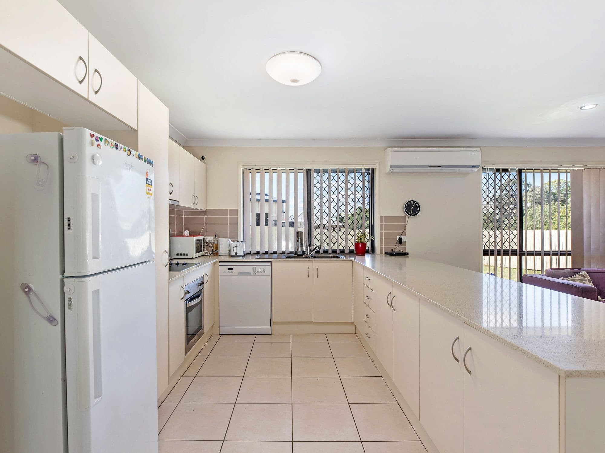 25 Varley Street, Lowood QLD 4311, Lowood - Thumbnail 2