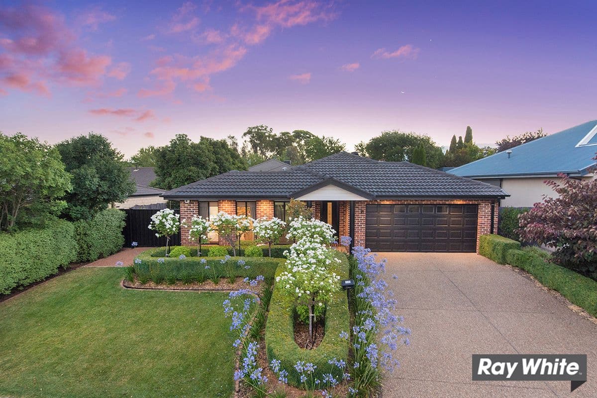 18 Medlin Street, Bruce ACT 2617, Bruce - Image 1
