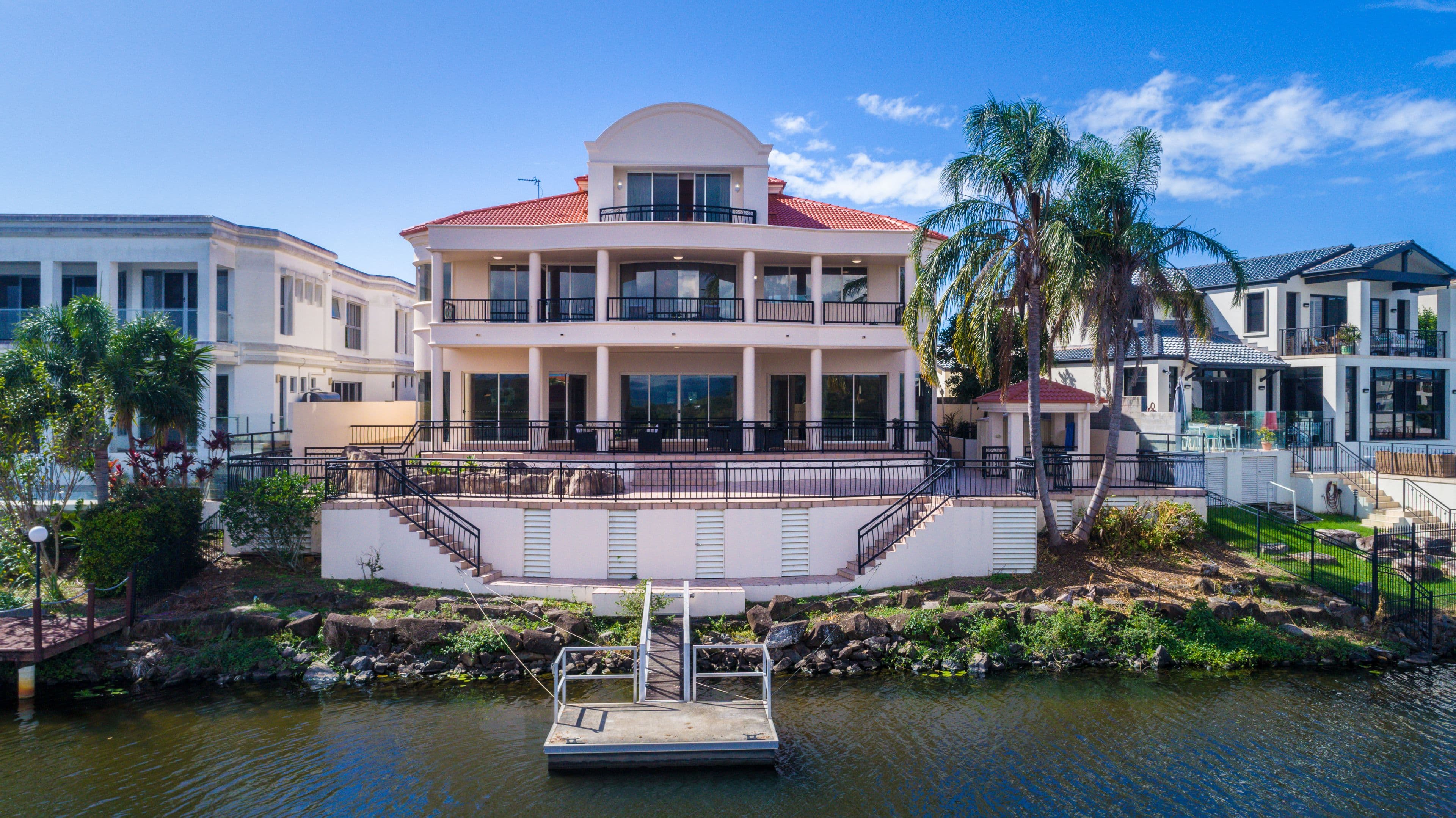 8 Istana View, Clear Island Waters QLD 4226, Clear Island Waters - Thumbnail 5