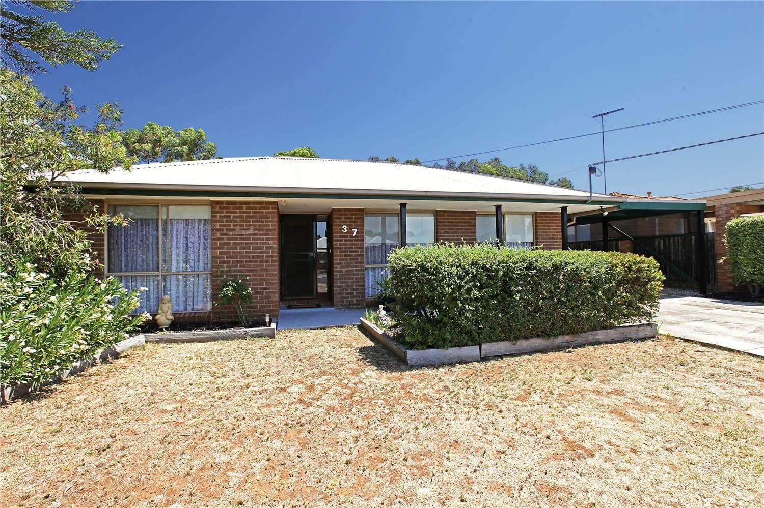 37 Cameron Crescent, LARA VIC 3212, Lara - Image 1
