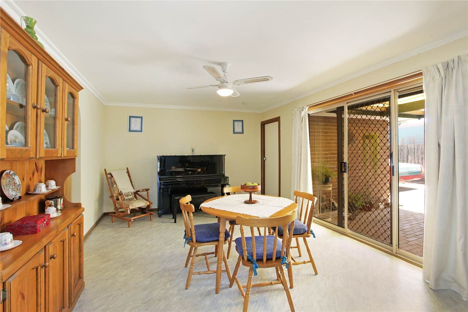 37 Cameron Crescent, LARA VIC 3212, Lara - Thumbnail 4