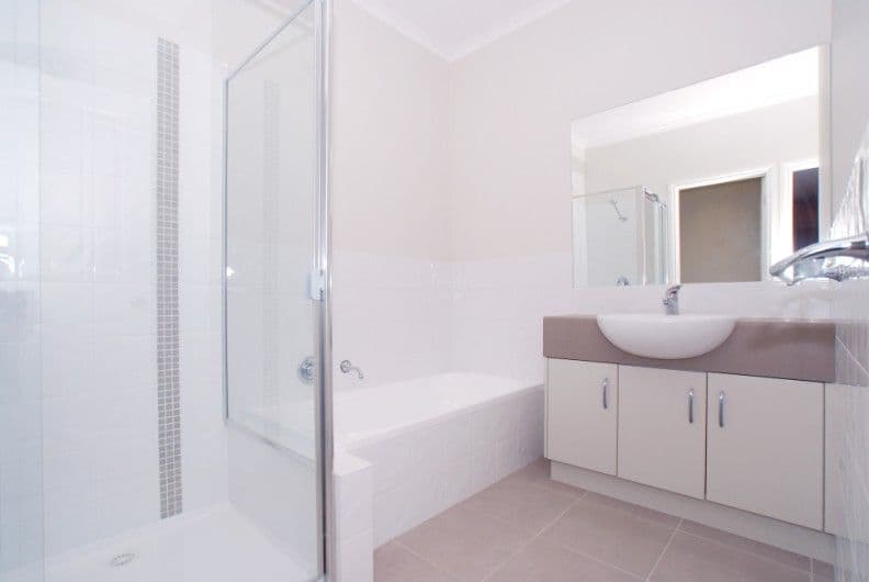 8 Vera Street, FRANKSTON SOUTH VIC 3199, Frankston South - Thumbnail 5