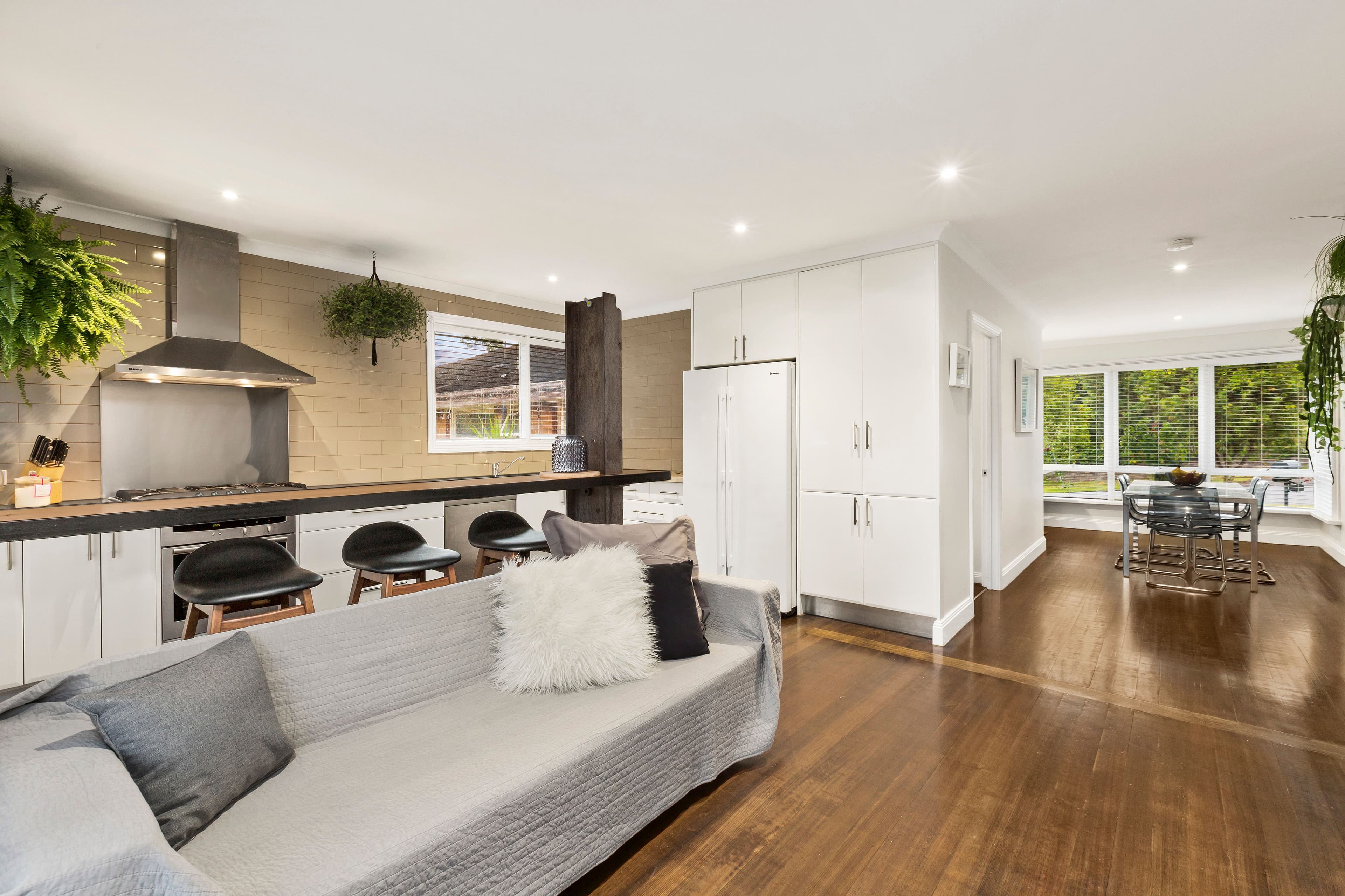 2 Vine Street, Heidelberg VIC 3084, Heidelberg - Thumbnail 2