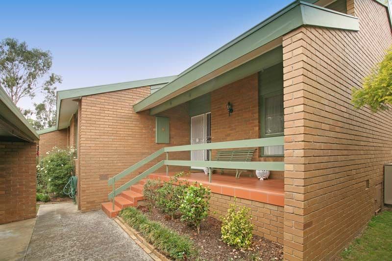 8 Boardman Close, BOX HILL SOUTH VIC 3128, Box Hill South - Image 1