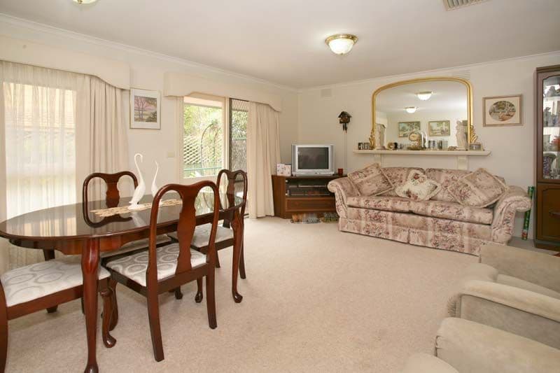 8 Boardman Close, BOX HILL SOUTH VIC 3128, Box Hill South - Thumbnail 4