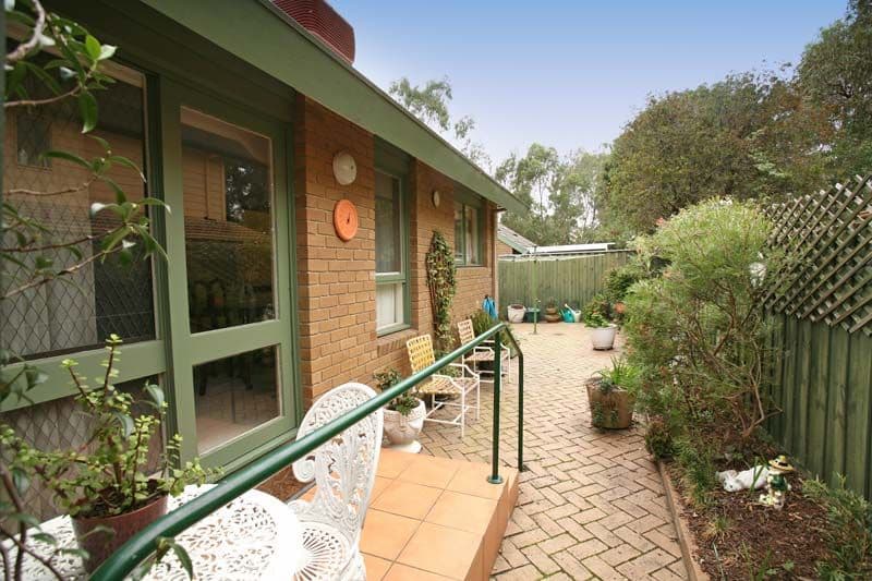 8 Boardman Close, BOX HILL SOUTH VIC 3128, Box Hill South - Thumbnail 6
