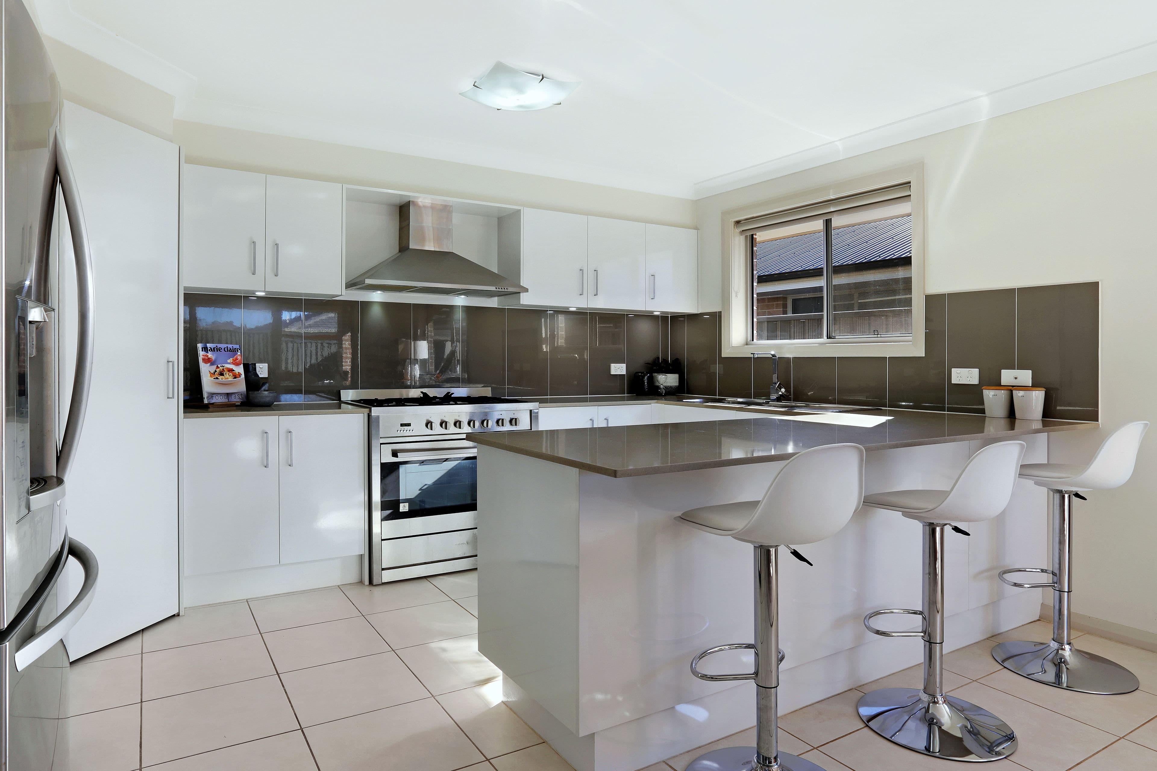 90 Jubilee Drive, Jordan Springs - Thumbnail 2