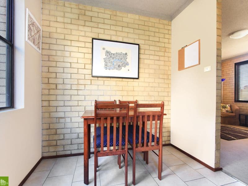 42 Rowland Avenue, Wollongong NSW 2500, Wollongong - Thumbnail 4