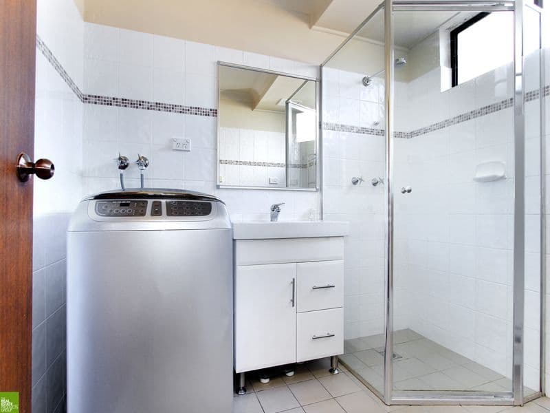 42 Rowland Avenue, Wollongong NSW 2500, Wollongong - Thumbnail 6
