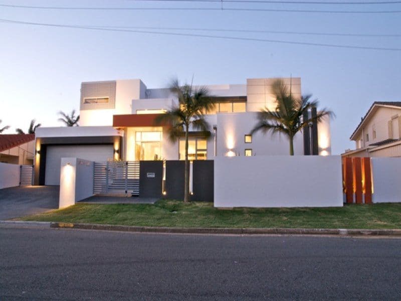 21 Merrimac Boulevard, BROADBEACH WATERS QLD 4218, Broadbeach Waters - Thumbnail 2