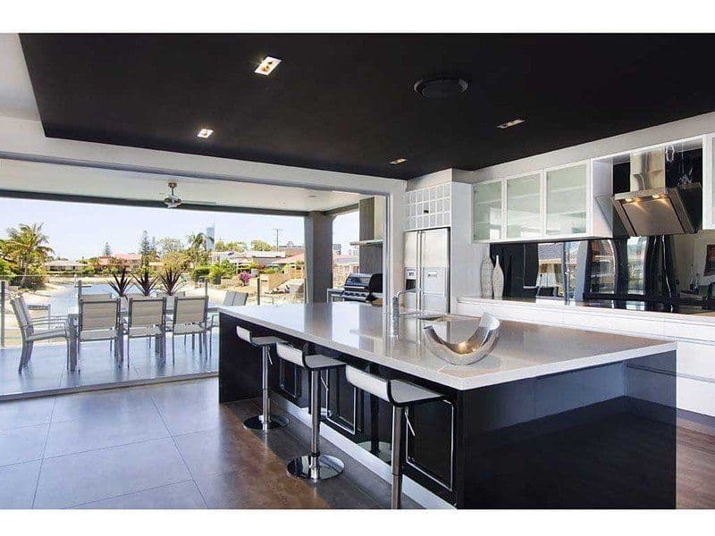 21 Merrimac Boulevard, BROADBEACH WATERS QLD 4218, Broadbeach Waters - Thumbnail 4