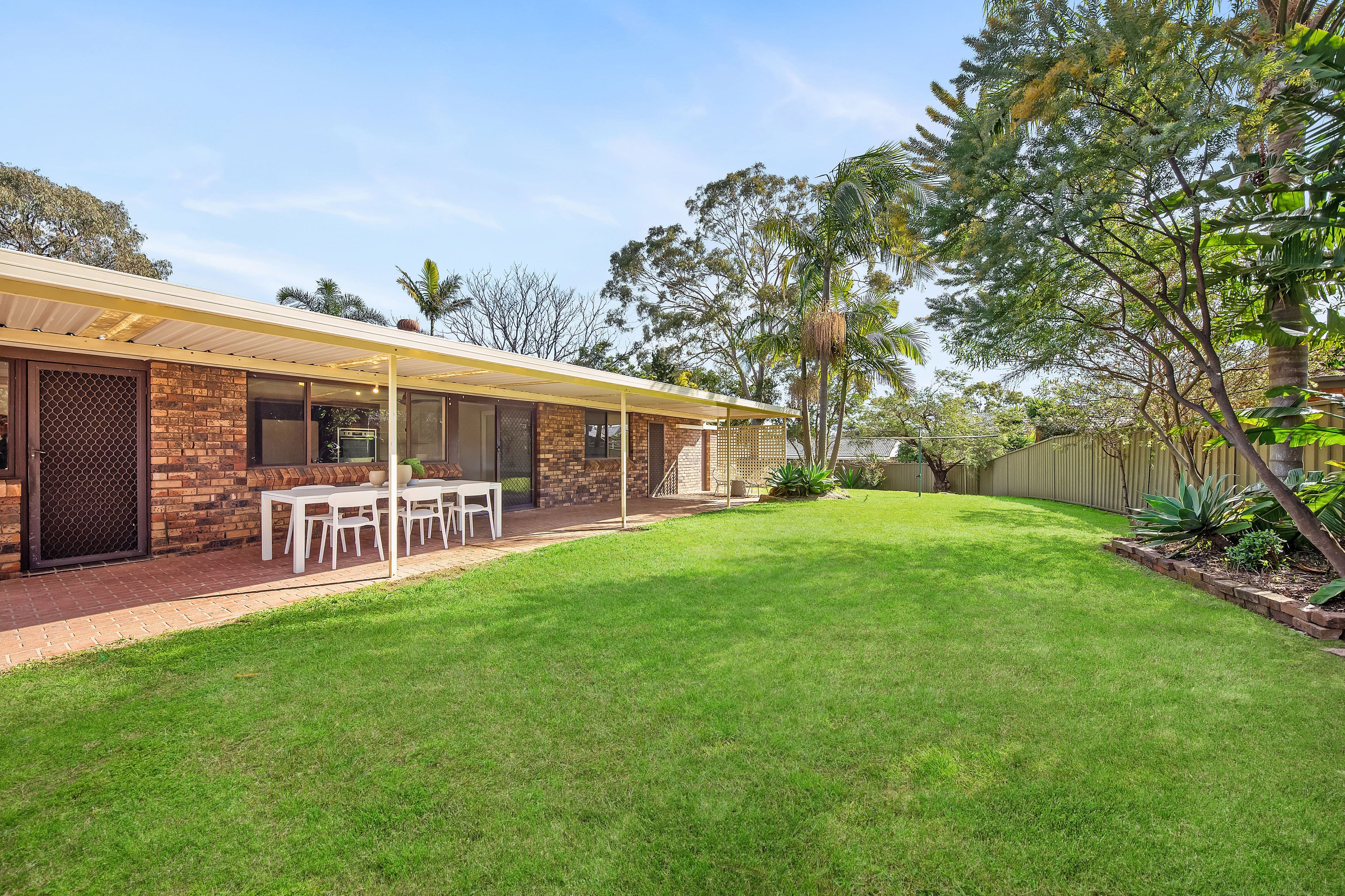 1 Dixon Close, Illawong NSW 2234, Illawong - Thumbnail 5