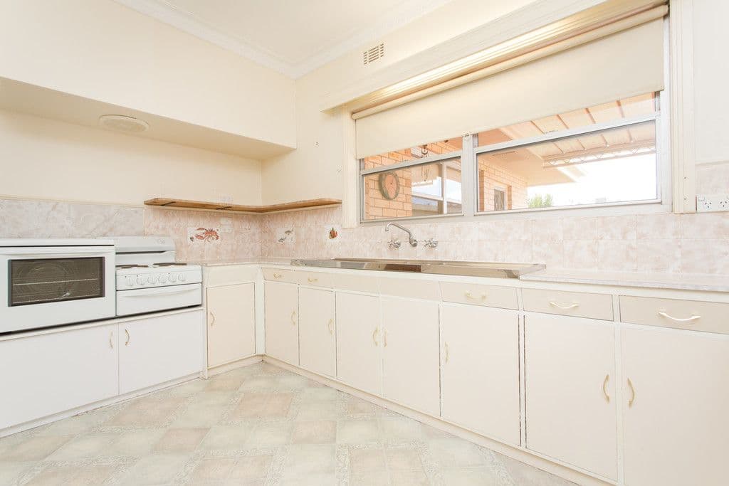 94 Burrows Street, Mildura VIC 3500, Mildura - Thumbnail 2