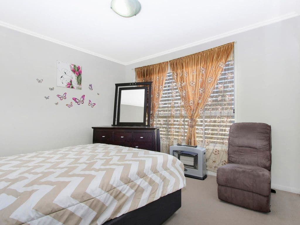 21 Cronin Place, Bonnyrigg NSW 2177, Bonnyrigg - Thumbnail 3