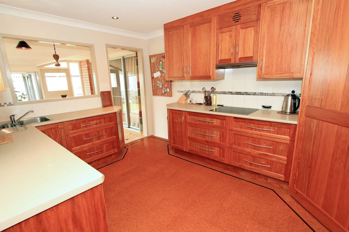 28 Thomas Street, EMU PARK QLD 4710, Emu Park - Thumbnail 2