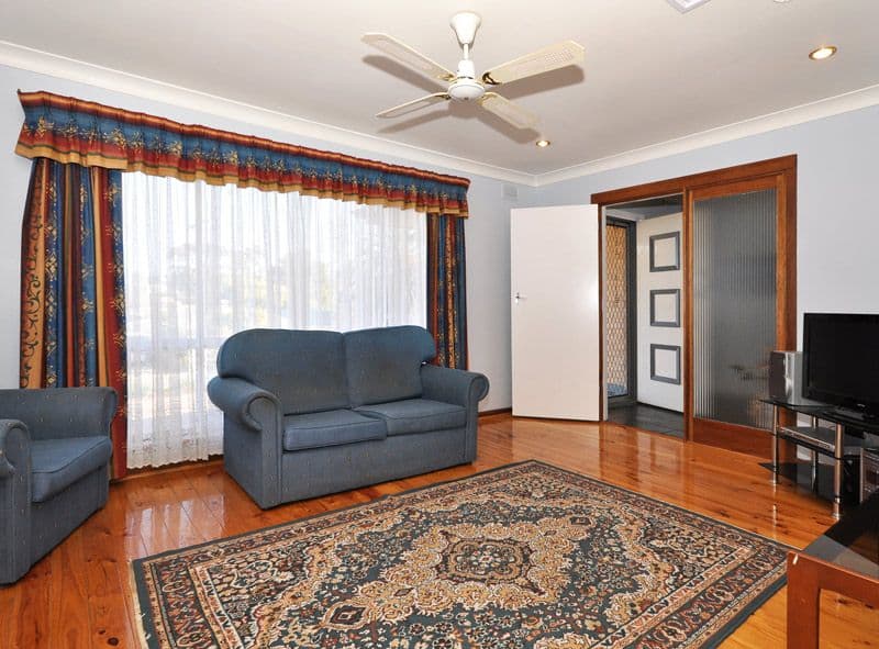 15 Pedro Avenue, Morphett Vale SA 5162, Morphett Vale - Thumbnail 2