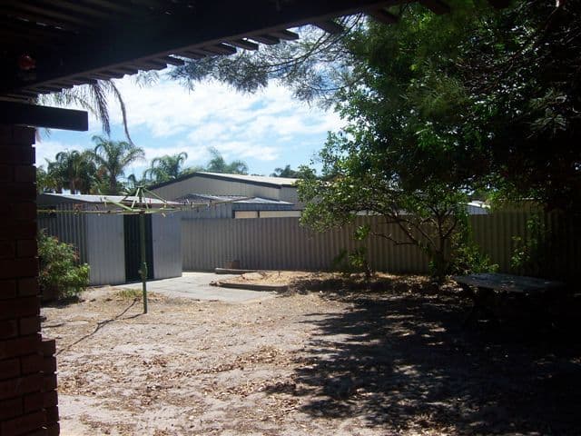 40 Ashburton Drive, GOSNELLS WA 6110, Gosnells - Thumbnail 4